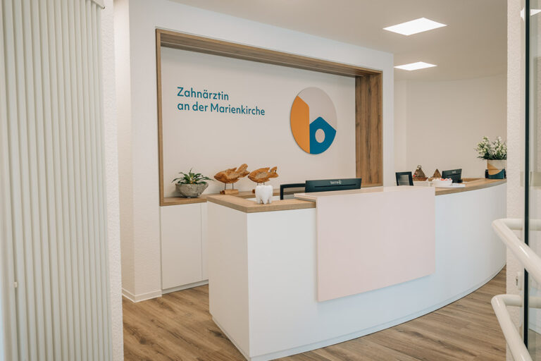 zahnarzt-marienkirche-ochtrup-praxisrundgang-rezeption
