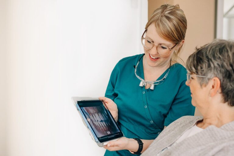 zahnarzt-marienkirche-ochtrup-startseite-hero-star+t